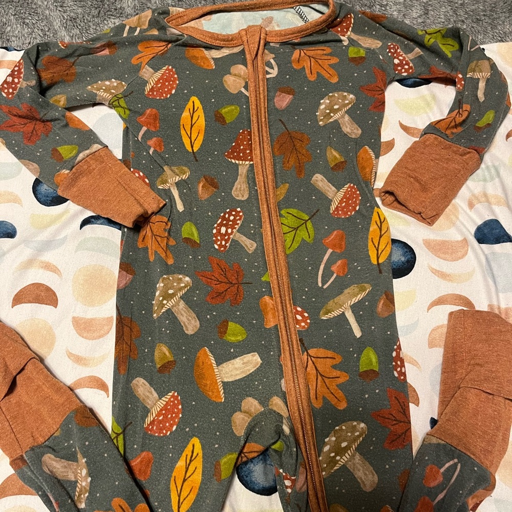 Little sleepies woodland forest zippy